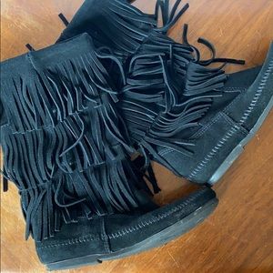 Minnetonka Tall Fringe Boots